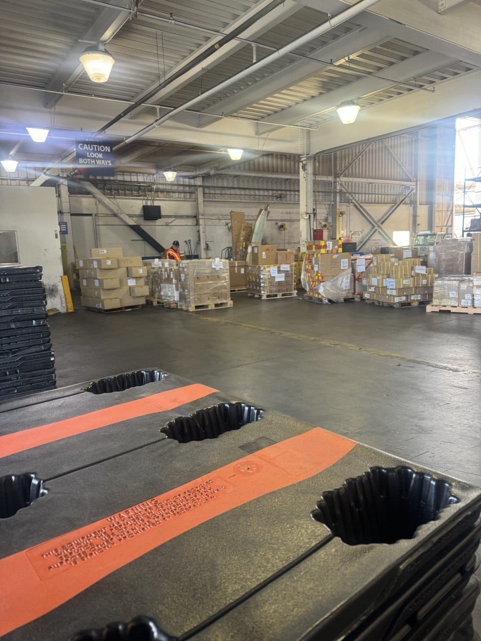 WhatsApp Image 2025-10-25 at 23.42.31_155e31d6